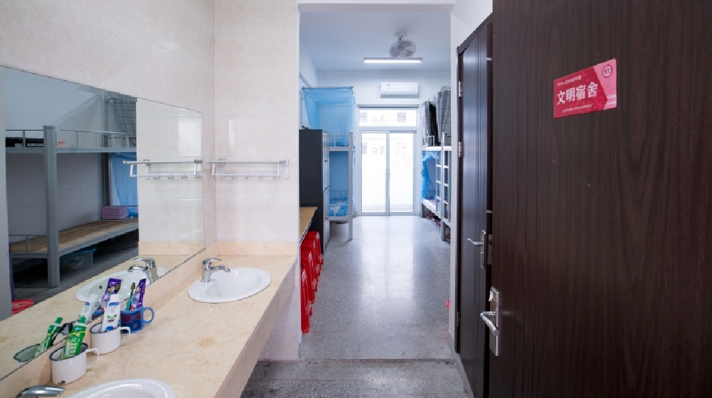 1754877991230104.png 10009.png