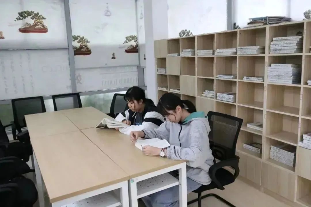 1754878158699435.jpeg 10018.jpeg