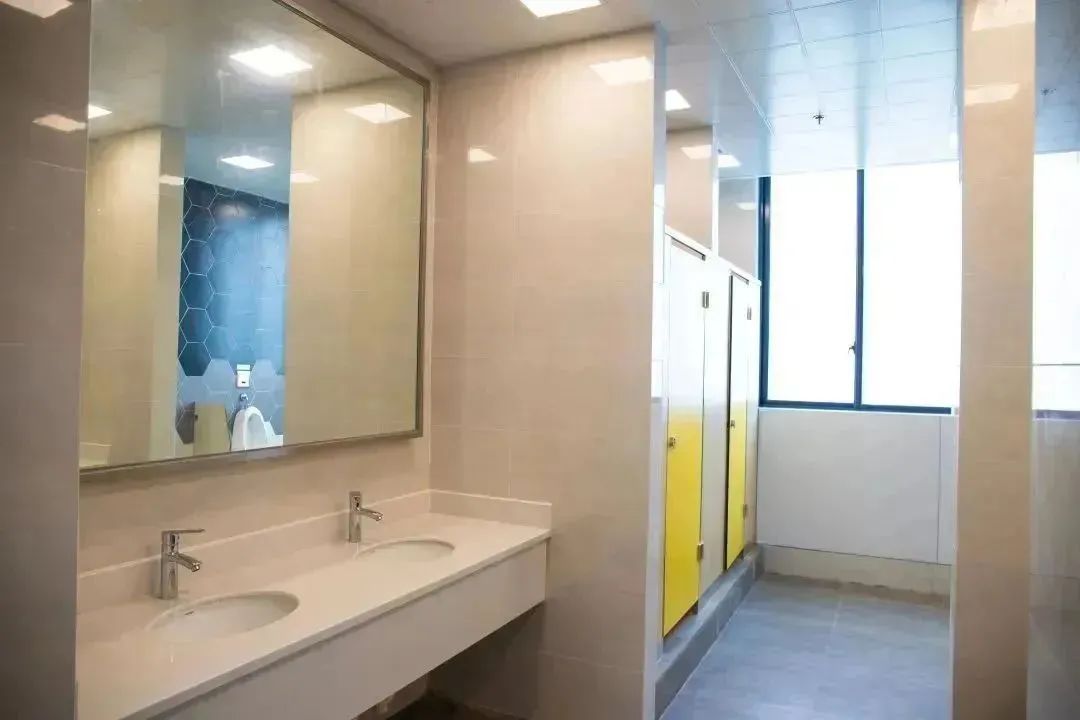 1754878348174916.jpeg 10027.jpeg