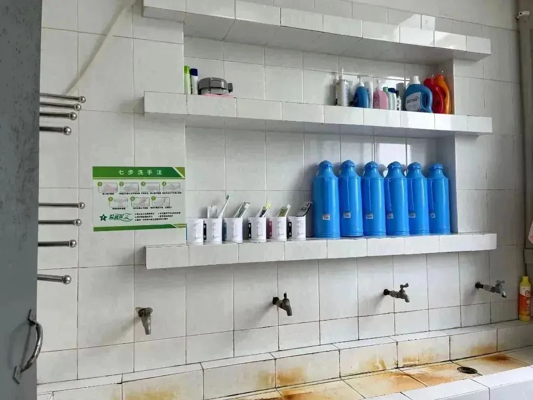 1754878641857373.jpeg 10052.jpeg