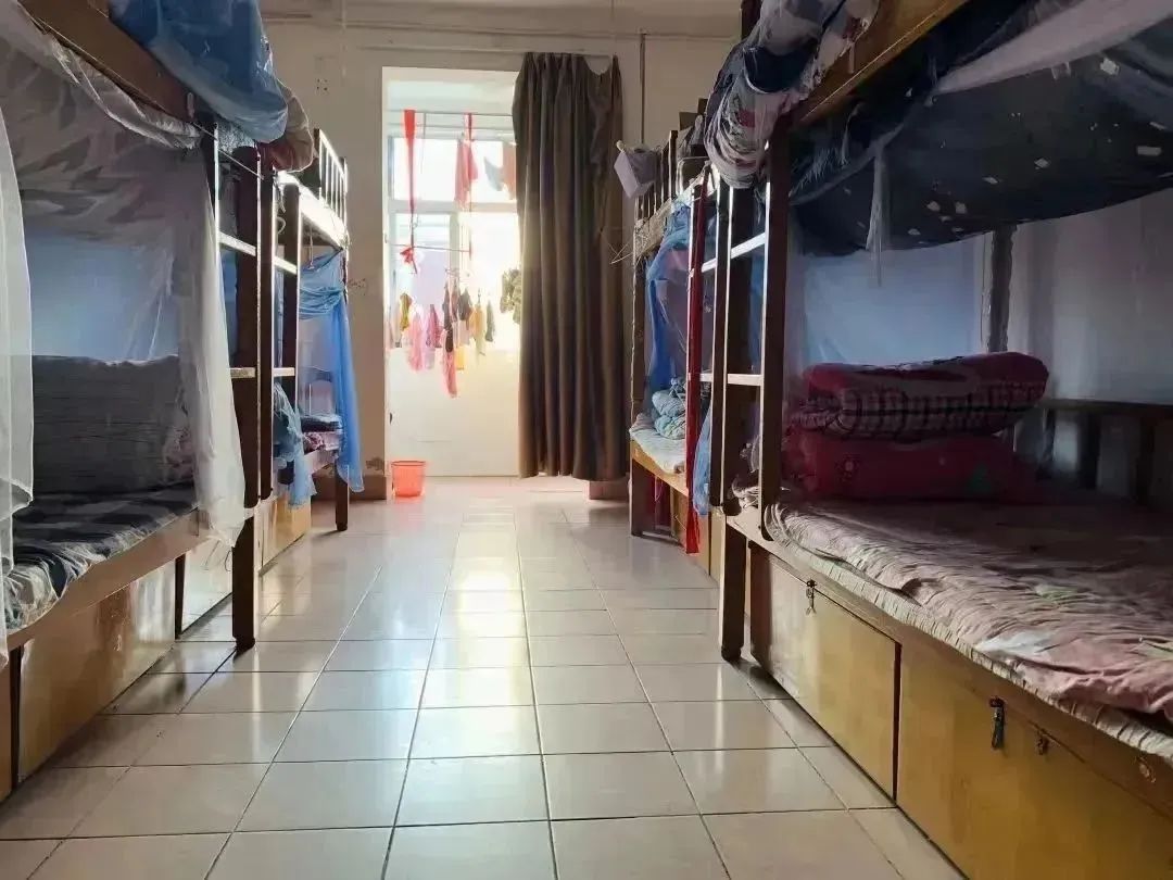 1754878777951809.jpeg 10062.jpeg